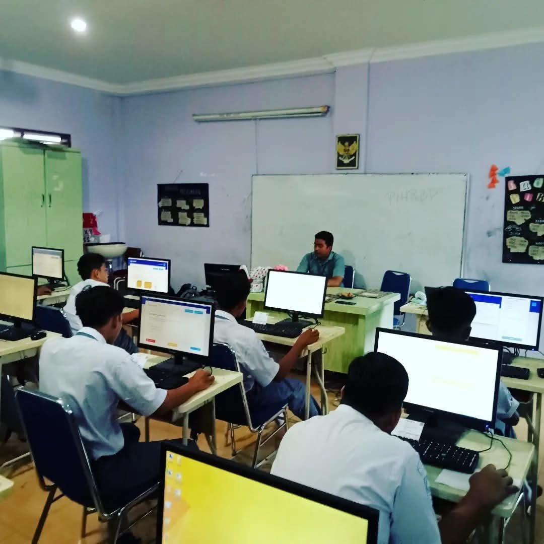 Lab Mini Office SMK Nurul Amaliyah