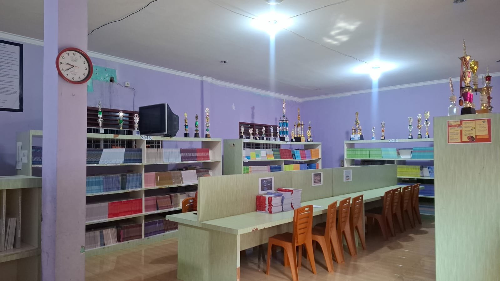 Perpustakaan SMK Nurul Amaliyah