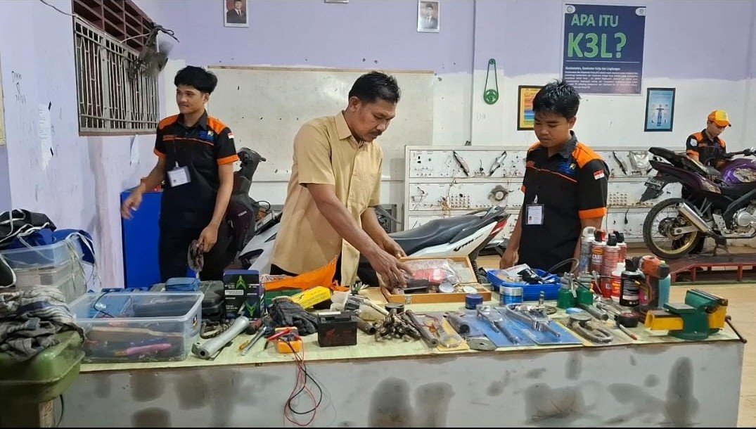 Kegiatan Teknik Sepeda Motor (TSM)